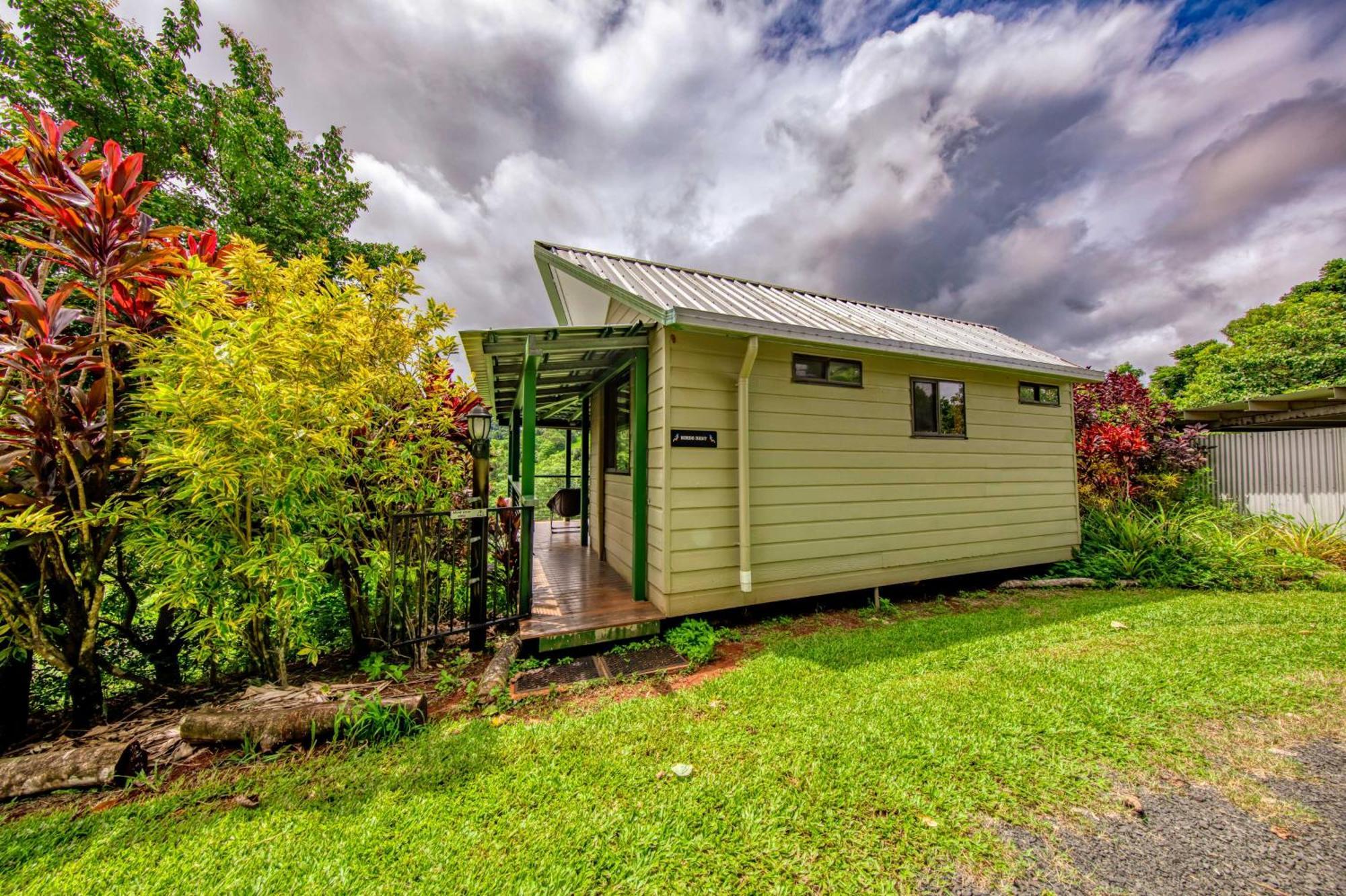 Mena Creek Flower House エクステリア 写真