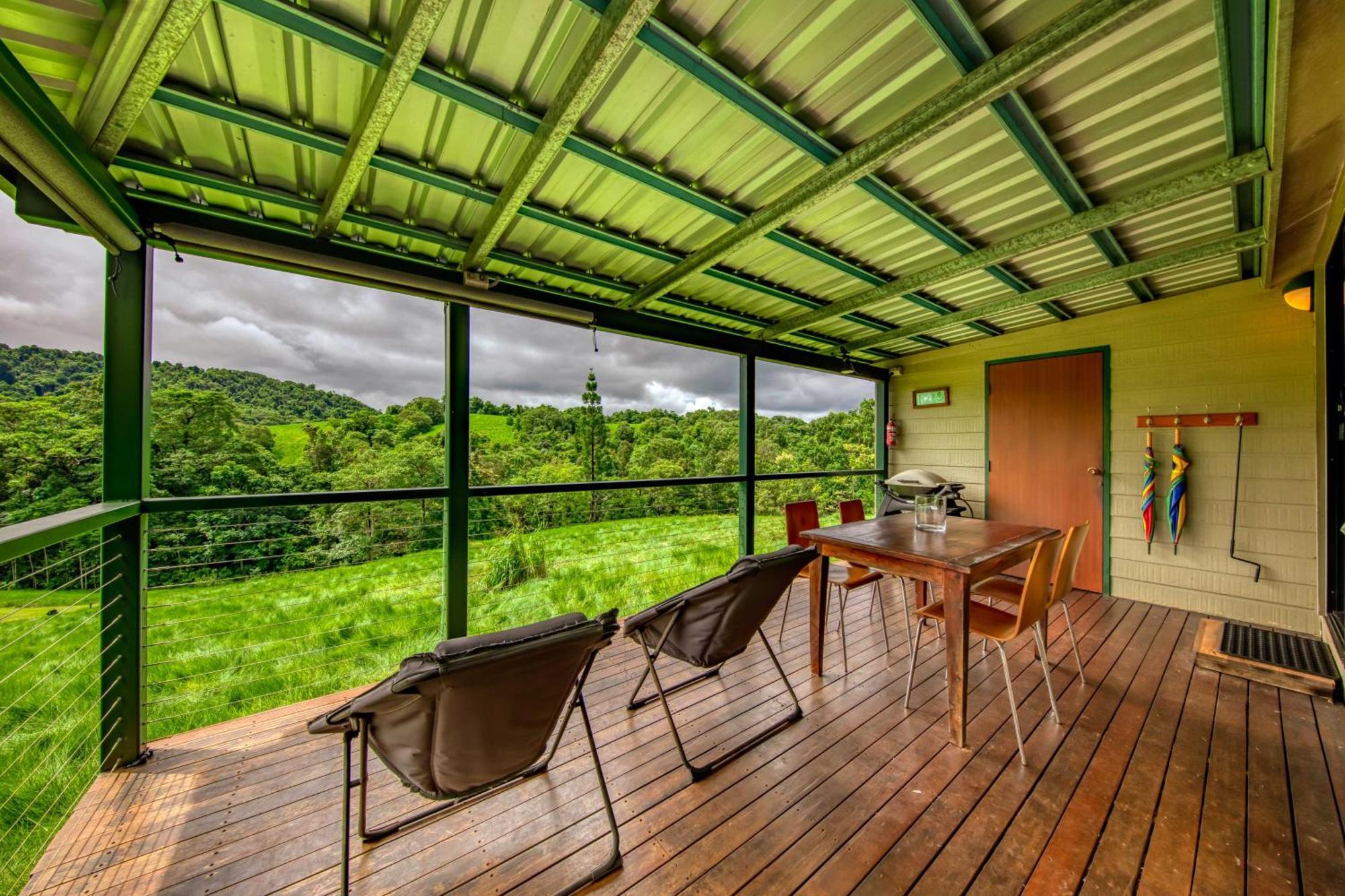 Mena Creek Flower House エクステリア 写真